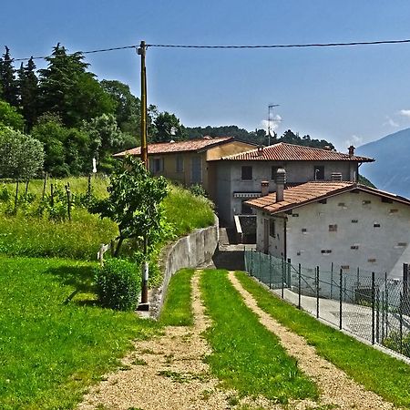 Casa Giacomina Garden And Lake View By Gardadomusmea Tremosine Esterno foto